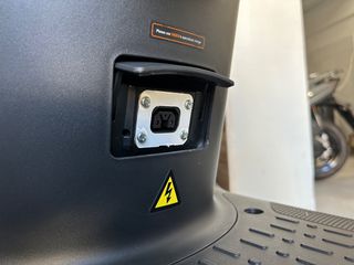 Yadea Voltguard-VFV 2026-thumb-15