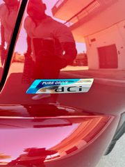Nissan Juke 2012-thumb-8