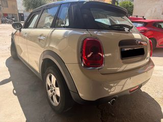 Mini Cooper D '18 Auto