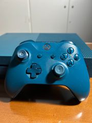 Microsoft Xbox One S : Special Edition Bundle 500GB Deep Blue Console-thumb-3