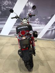 Honda Monkey 125 2026 Ζ125 MONKEY-thumb-5