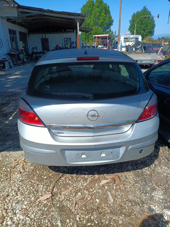 Opel astra h