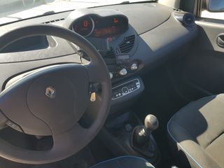 Renault Twingo 2013 1.2 16V AUTHENTIQUE-thumb-14