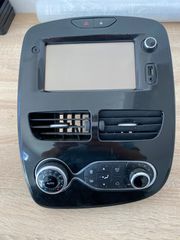 Renault Clio-thumb-1