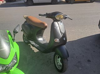 Piaggio ET 4 2001