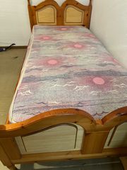 Κρεβάτι μονό ξύλινο από ξύλο μασίφ με στρώμα καινούργιο-thumb-1