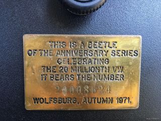 Volkswagen Beetle 1972 1972 1302 “20 Million” Jubilee Special Edition-thumb-5