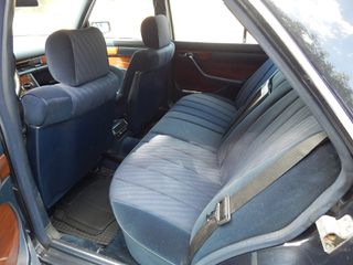 Mercedes-Benz 500 1982 SE-thumb-11