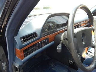 Mercedes-Benz 500 1982 SE-thumb-16