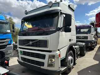 Volvo 2004 FM 380-thumb-1