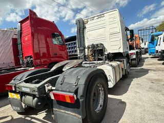 Volvo 2004 FM 380-thumb-3