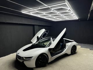 Bmw i8 '15 Δεκτές ανταλλαγές