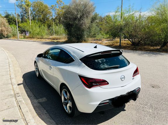 Opel Astra '12 GTC