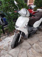 Aprilia Scarabeo 300 2011-thumb-2