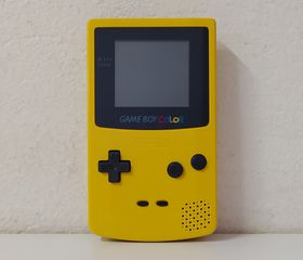 Nintendo Gameboy Color Yellow