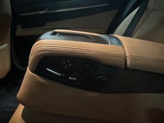 Bmw 750 2009 Li SOFT CLOSE AUTOK-thumb-23