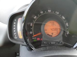 Toyota Aygo (X) 2021 x-play ΜΟΝΟ ΓΙΑ ΑΝΤΑΛΛΑΚΤΙΚΑ-thumb-7