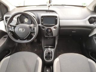 Toyota Aygo (X) 2021 x-play ΜΟΝΟ ΓΙΑ ΑΝΤΑΛΛΑΚΤΙΚΑ-thumb-10