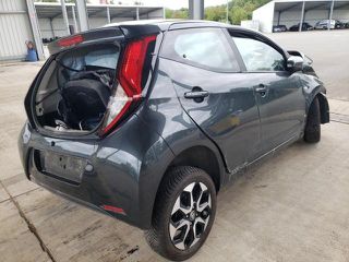 Toyota Aygo (X) 2019 x-play club ΜΟΝΟ ΓΙΑ ΑΝΤΑΛΛΑΚΤΙΚΑ-thumb-3