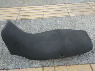 σέλα tdm 850-thumb-2