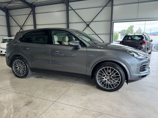 Porsche Cayenne 2021 E HYBRID PLUG IN / PANORAMA-thumb-9