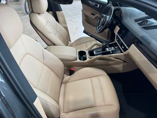 Porsche Cayenne 2021 E HYBRID PLUG IN / PANORAMA-thumb-26