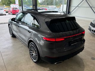 Porsche Cayenne 2021 E HYBRID PLUG IN / PANORAMA-thumb-16