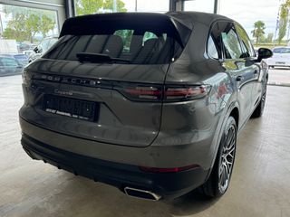 Porsche Cayenne 2021 E HYBRID PLUG IN / PANORAMA-thumb-10