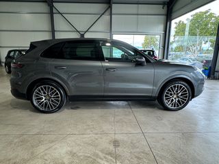 Porsche Cayenne 2021 E HYBRID PLUG IN / PANORAMA-thumb-7