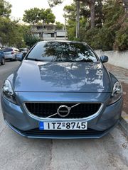 Volvo V40 '17 V40