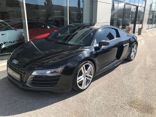 Audi R8 2013 5.2 FSI V10 Plus Coupe quattro S tronic-thumb-1