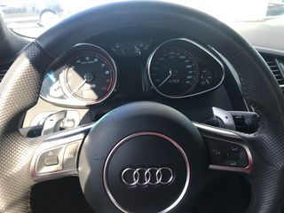 Audi R8 2013 5.2 FSI V10 Plus Coupe quattro S tronic-thumb-11