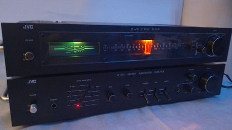 Vintage Set  JVC Tuner Και Ενισχητής JA-S10 σπάνιο σε άριστη λειτουργική και εμφανισιακή κατάσταση .