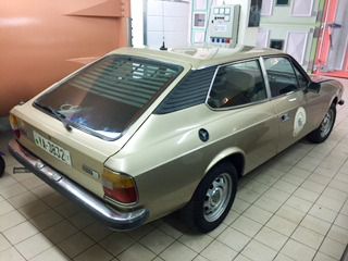 Lancia Beta 1979 1600 HPE-thumb-2