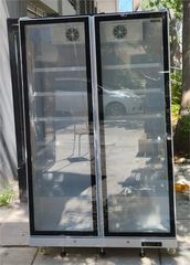 Ψυγείο Βιτρίνα Αναψυκτικών Διπλό Με 2 Ανοιγόμενες Πόρτες 1000Lt 120x59x198Cm CB1100WH - Καινούργιο
