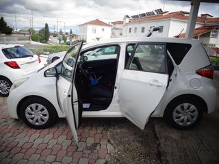 Toyota Verso-S 2015 1.4cc * DIESEL * ΟΘΟΝΗ-thumb-5