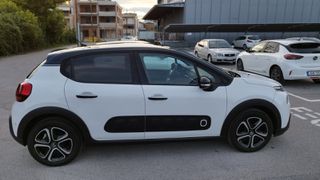 Citroen C3 2017 1.2 -110HP- PANORAMA - GPS- KEYLESS -CRUISE CONTROL-thumb-6