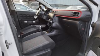 Citroen C3 2017 1.2 -110HP- PANORAMA - GPS- KEYLESS -CRUISE CONTROL-thumb-11