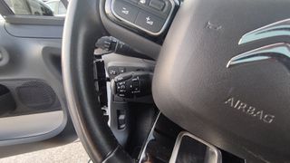 Citroen C3 2017 1.2 -110HP- PANORAMA - GPS- KEYLESS -CRUISE CONTROL-thumb-17