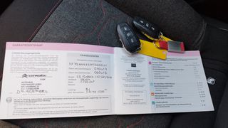Citroen C3 2017 1.2 -110HP- PANORAMA - GPS- KEYLESS -CRUISE CONTROL-thumb-22