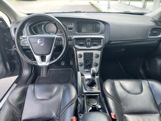 Volvo V40 2015-thumb-6