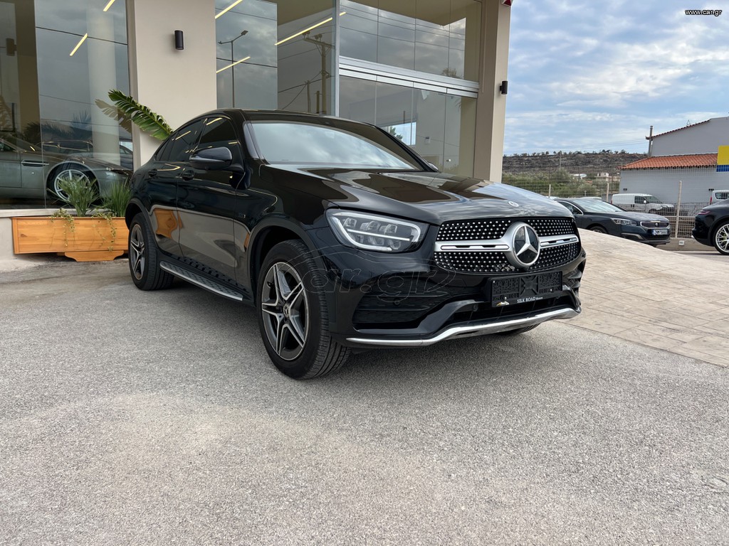 Mercedes-Benz GLC Coupe '21 300e 4MATIC PLUG-IN AMG