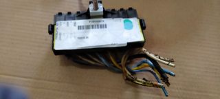 Ασφάλειες-Ασφαλειοθήκες-- CITROEN -C3-C2 -C4-PEUGEOT-206-207-307-1007-RENAULT MECAN-CLIO-(ΜΟΝΤ-2002-2010)-thumb-2