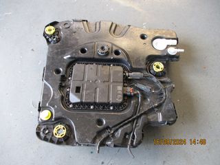 Δοχείο ουρίας από Peugeot 208 1.5 HDI (2020) | MAXAIRASautoparts