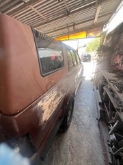 Toyota 1992 HILUX-thumb-3