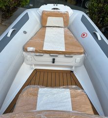 Gala 2024 V650-thumb-3