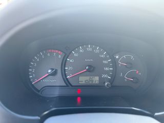 Hyundai Accent 2004-thumb-10
