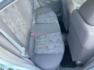 Hyundai Accent 2004-thumb-15