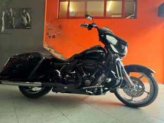 Harley Davidson Touring CVO Street Glide 2015