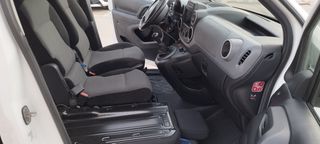 Citroen Berlingo 2018 1.6 HDI 3 seats-thumb-7